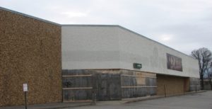 Greyfield Example #1: A vacant grocery store on North Parkway.